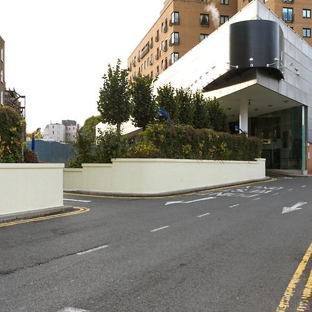 Point West Apartments ลอนดอน ภายนอก รูปภาพ