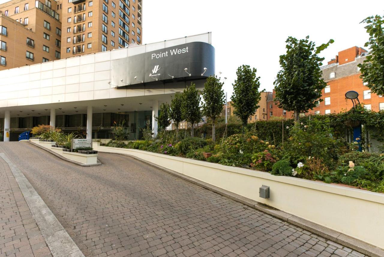 Point West Apartments ลอนดอน ภายนอก รูปภาพ